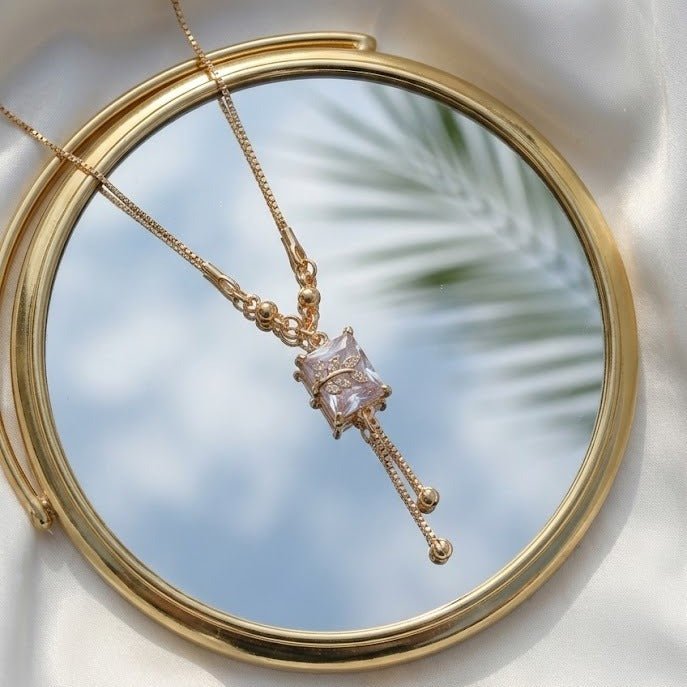 Leaf Accent Pendant Chain - DIPME