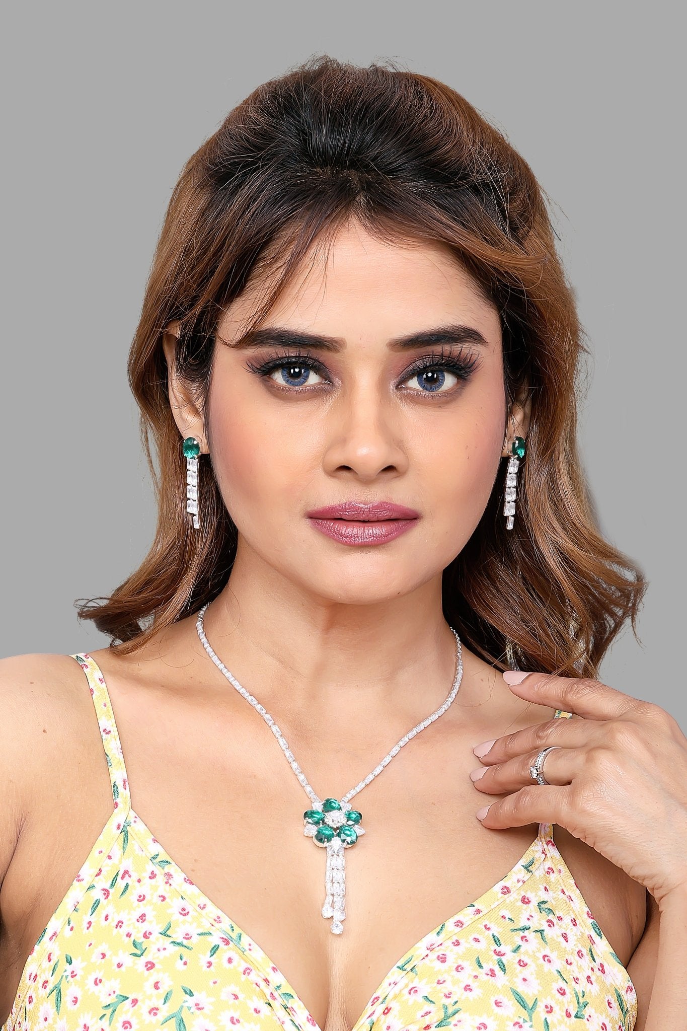 Floral Pendant Necklace Set - DIPME