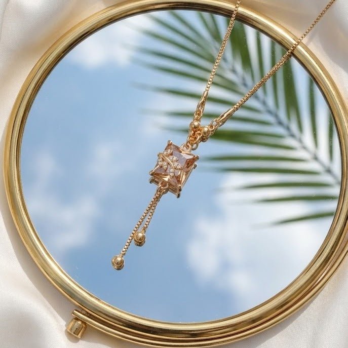 Leaf Accent Pendant Chain - DIPME